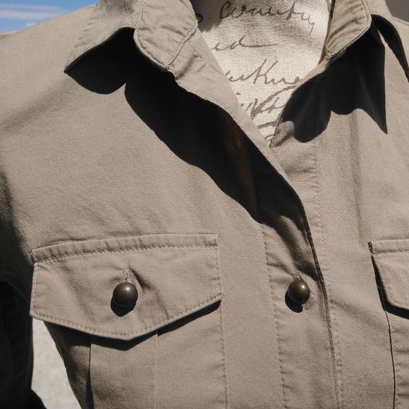 Dress - Picture 2 of 4